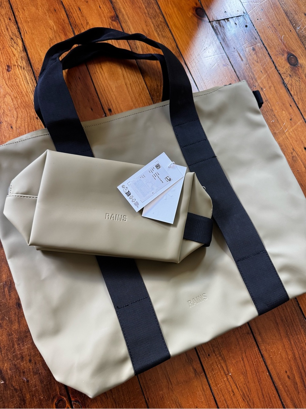 RAINS Mini Tote & Small Wash Bag